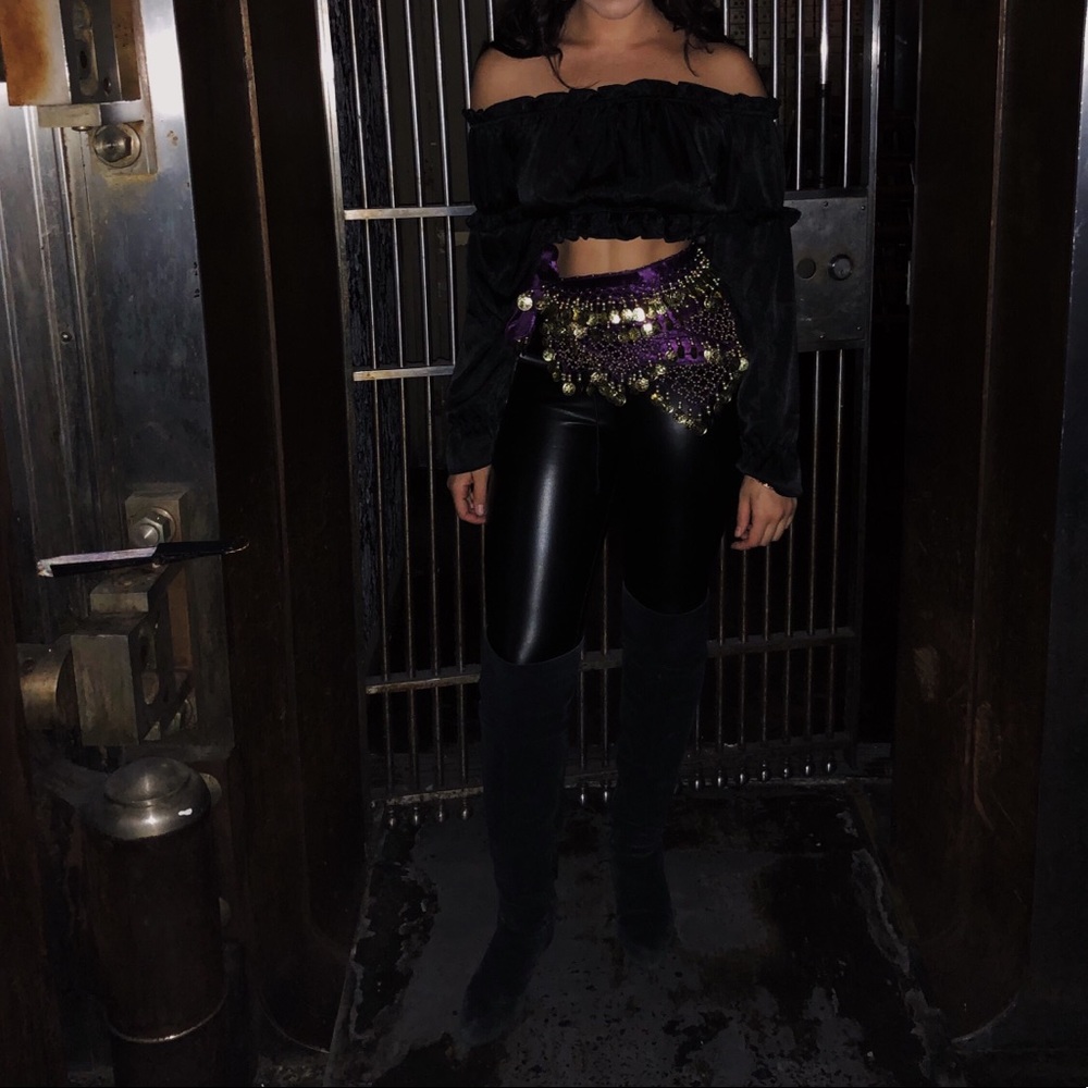 Gorgeous Black Crop top